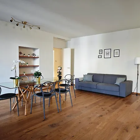 Hostdomus - Lagrange Luxury * Turin