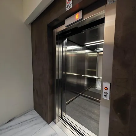 Apartment Hostdomus - Lagrange Luxury Turin