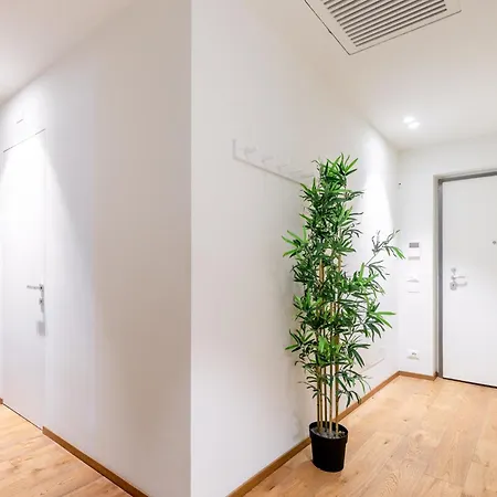 Hostdomus - Lagrange Luxury *