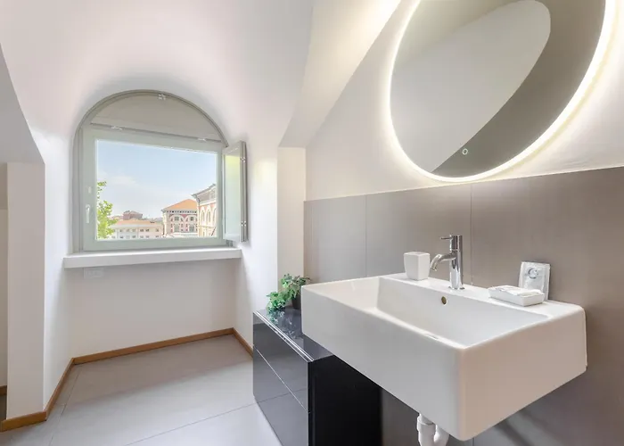 Hostdomus - Lagrange Luxury Turijn