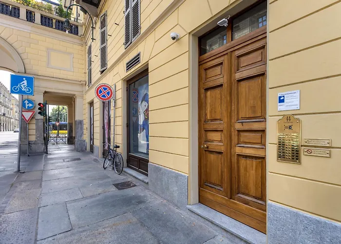 Apartment Hostdomus - Lagrange Luxury Turin
