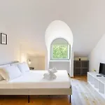 Hostdomus - Lagrange Luxury * Turín