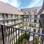 Apartamento Hostdomus - Lagrange Luxury *