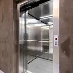 Hostdomus - Lagrange Luxury Apartamento